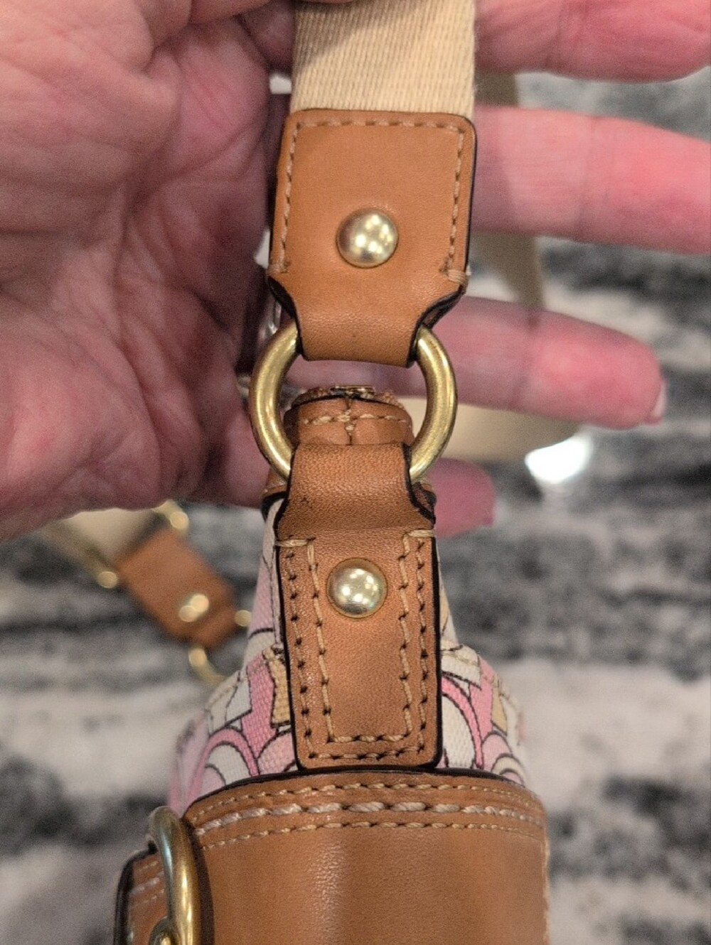 Coach Soho Pastel Signature Optic Print Swingback Crossbody Bag - Picture 9 of 15